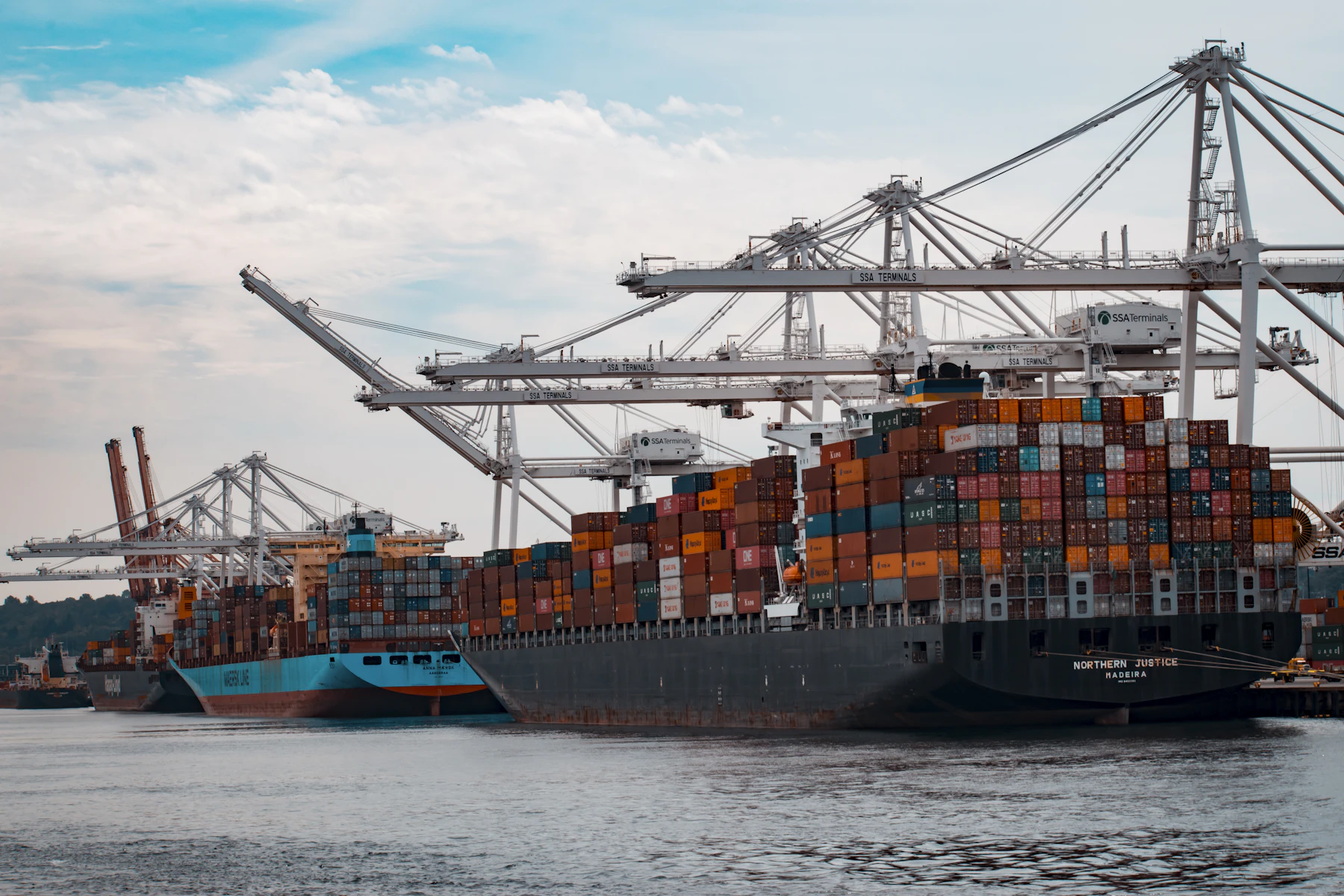 Container terminal and shipping infrastructure
